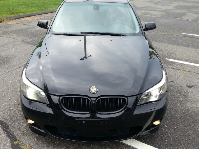 BMW 5-Series 2006 photo 2