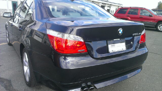 BMW 5-Series 2007 photo 1