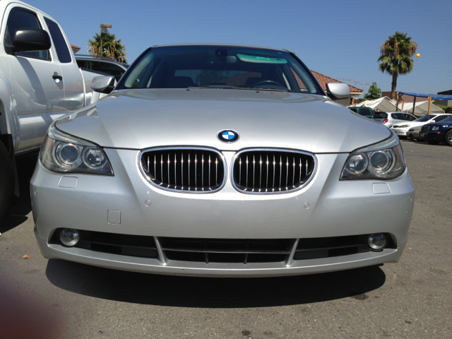 BMW 5-Series 2007 photo 1