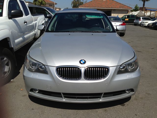 BMW 5-Series 2007 photo 2