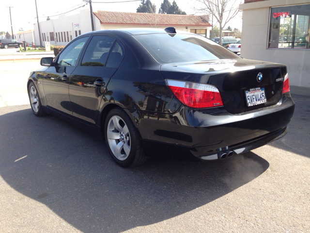 BMW 5-Series 2007 photo 4