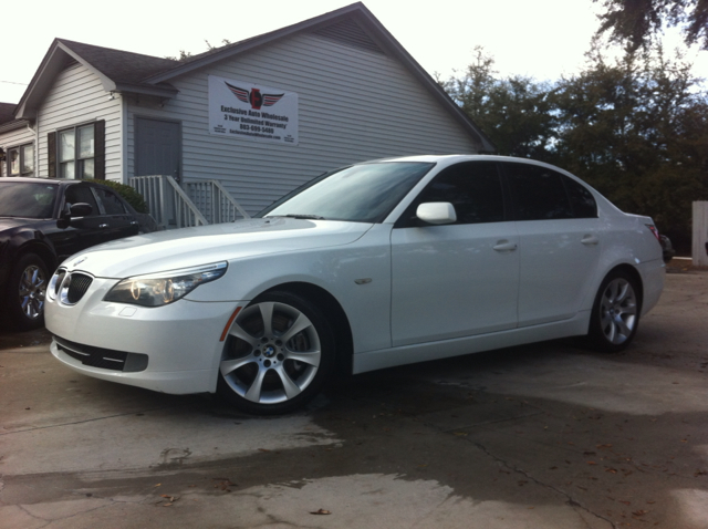 BMW 5-Series 2008 photo 2