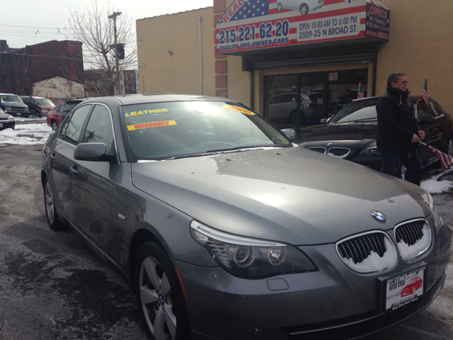 BMW 5-Series 2008 photo 4