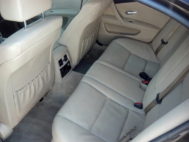 BMW 5-Series 2008 photo 4