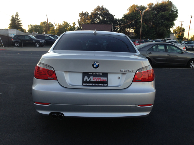 BMW 5-Series 2008 photo 3