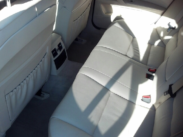 BMW 5-Series 2008 photo 2