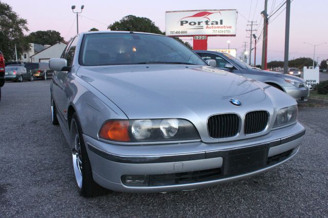 BMW 5 series 2000 photo 1