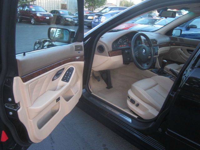 BMW 5 series 2001 photo 2