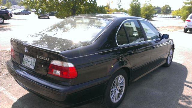 BMW 5 series 2003 photo 1