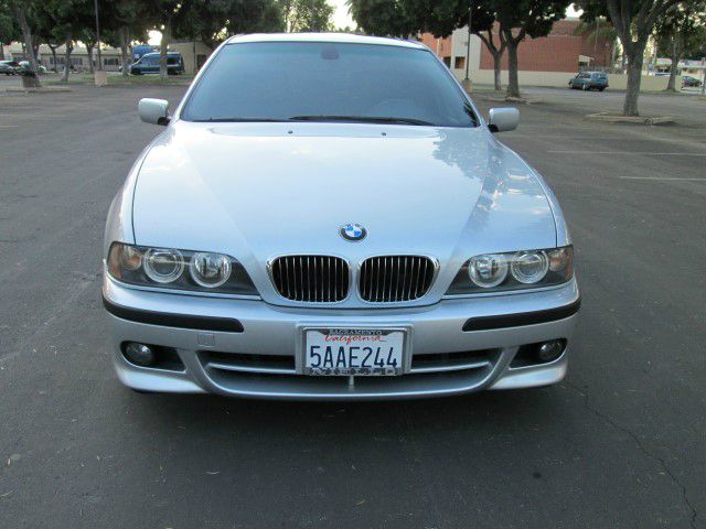 BMW 5 series 2003 photo 1