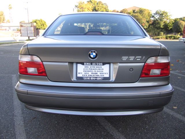 BMW 5 series 2003 photo 4