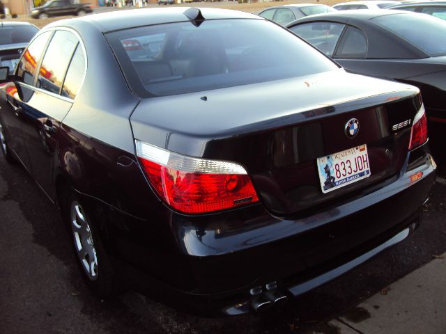 BMW 5 series 2004 photo 1