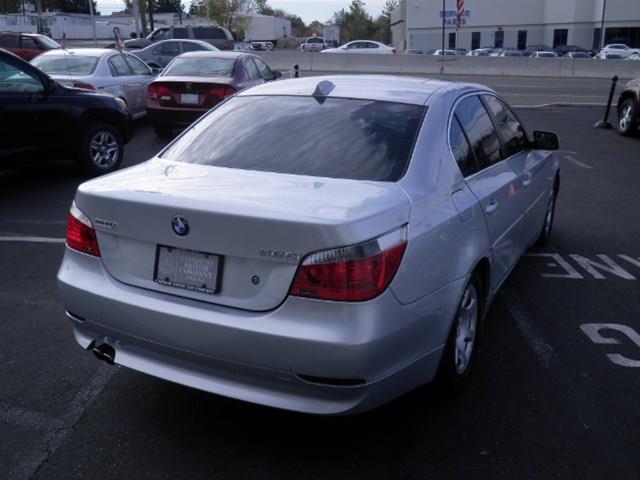 BMW 5 series 2004 photo 1