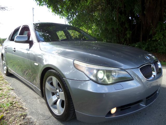 BMW 5 series 2006 photo 1