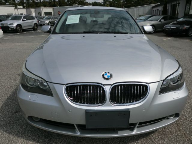 BMW 5 series 2006 photo 3