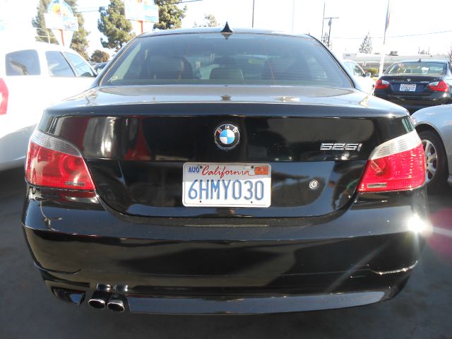 BMW 5 series 2006 photo 3