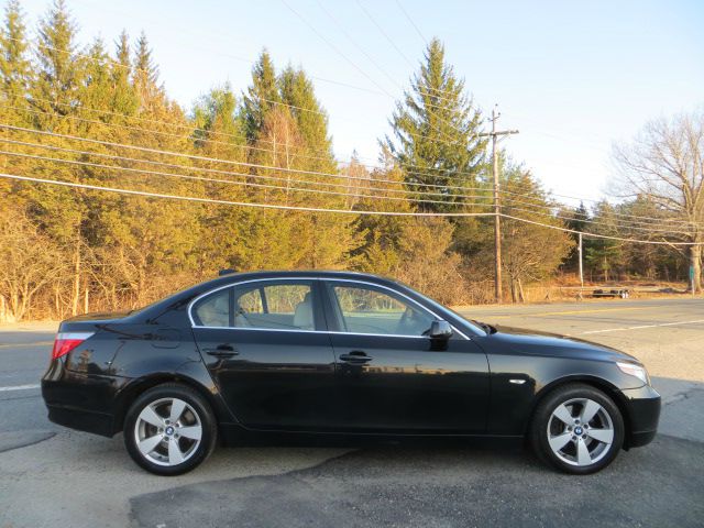 BMW 5 series 2006 photo 3