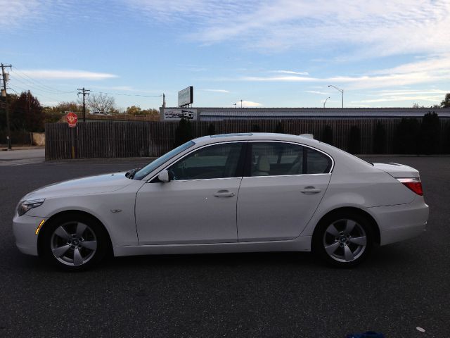 BMW 5 series 2008 photo 4