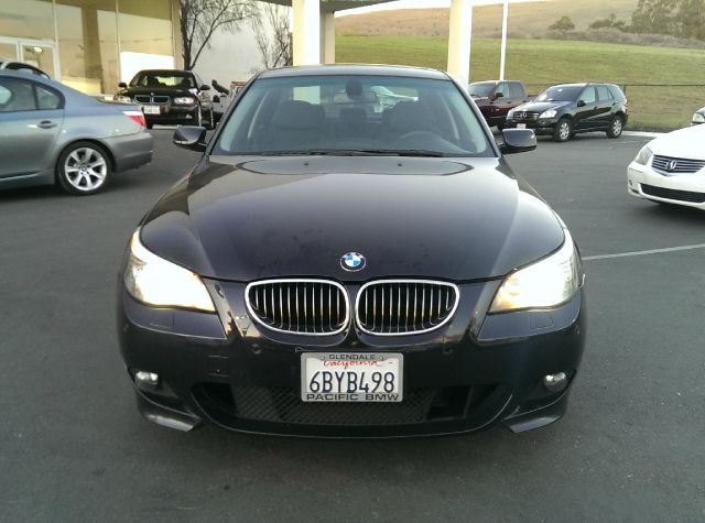 BMW 5 series 2008 photo 4