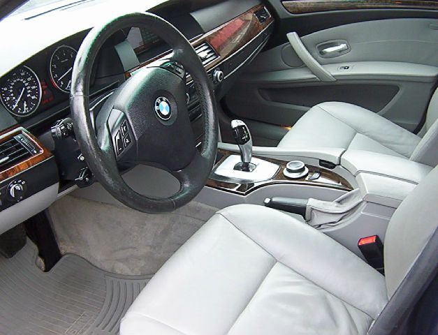 BMW 5 series 2008 photo 1