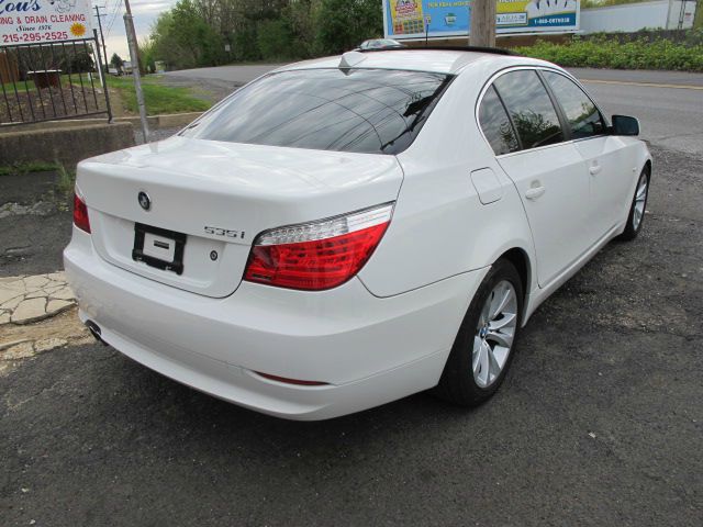 BMW 5 series 2009 photo 3