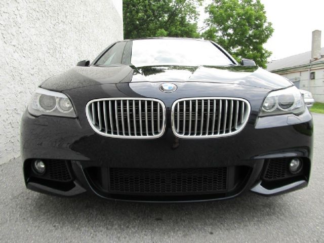 BMW 5 series 2011 photo 4