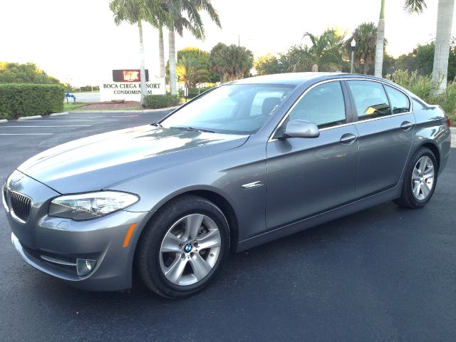 BMW 5 series 2013 photo 1