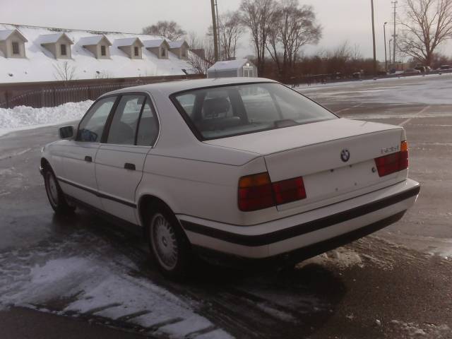 BMW 5 series 1992 photo 2