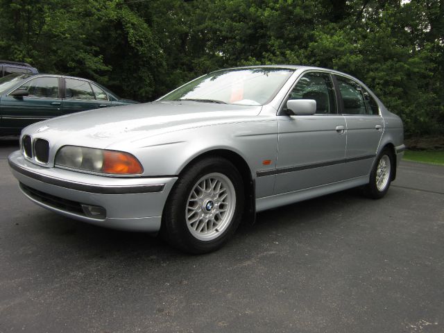 BMW 5 series 1997 photo 1