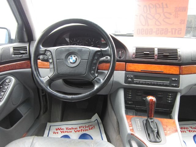 BMW 5 series 1997 photo 2