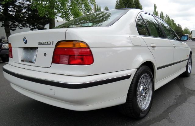 BMW 5 series 1999 photo 6