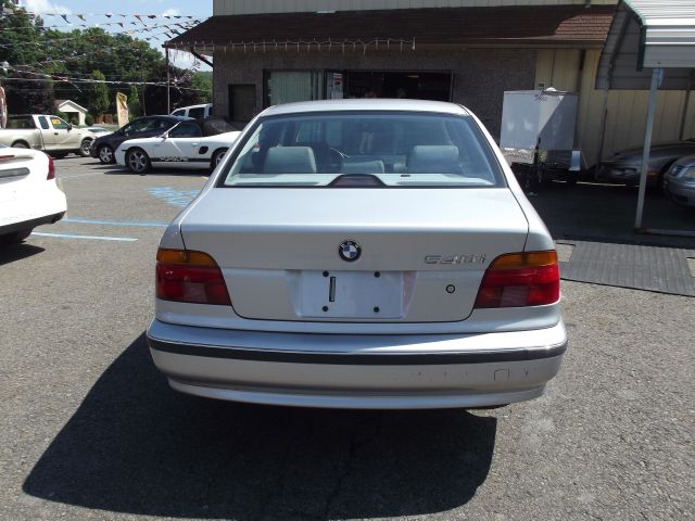 BMW 5 series 1999 photo 1