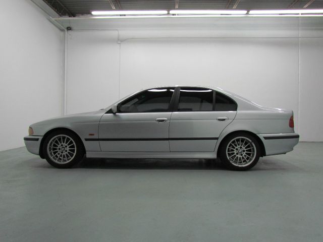 BMW 5 series 1999 photo 2