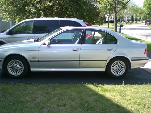 BMW 5 series 1999 photo 2