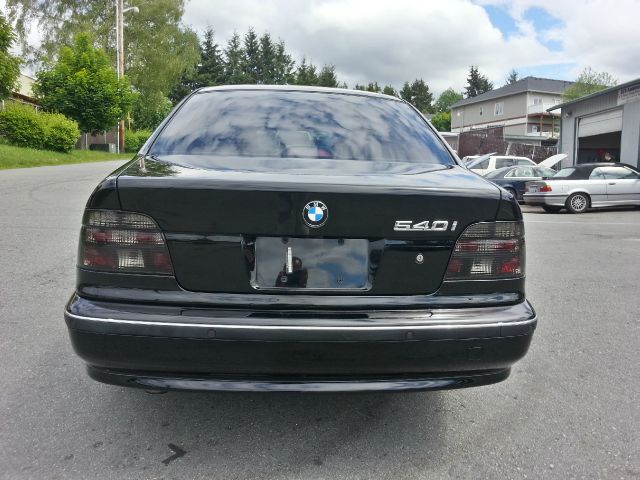 BMW 5 series Quattro AWD -turbo Sedan