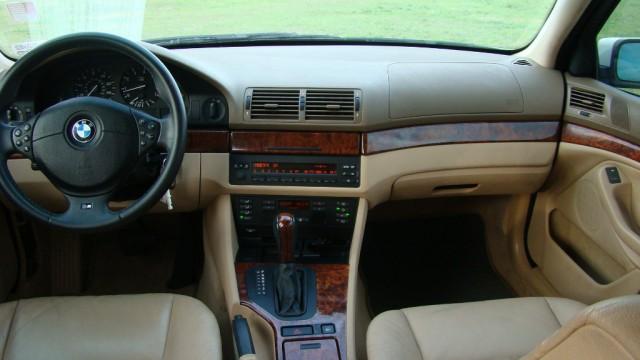 BMW 5 series 2000 photo 2