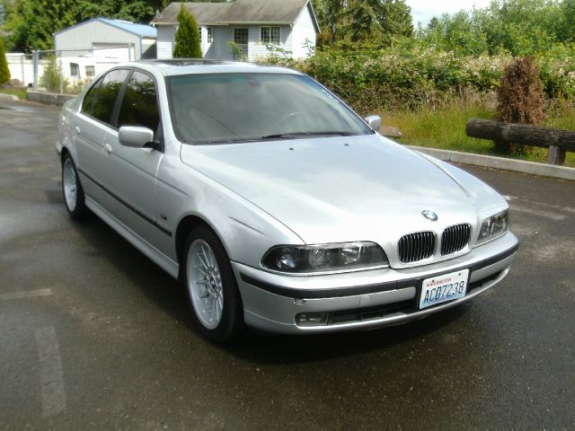 BMW 5 series 2000 photo 1