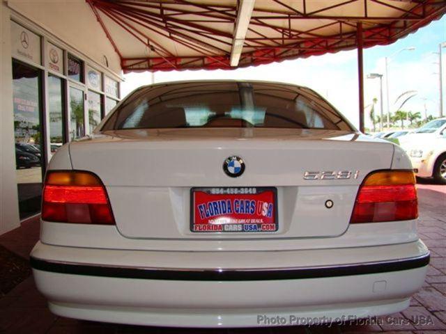 BMW 5 series 2000 photo 5