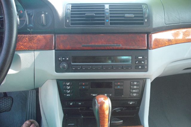 BMW 5 series 2001 photo 19