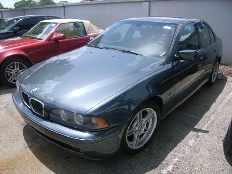 BMW 5 series Supercab 145 XLT 4WD Sedan