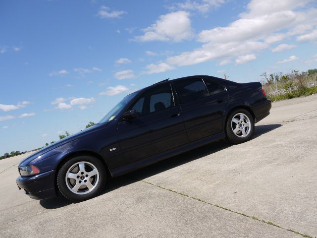 BMW 5 series 2001 photo 27