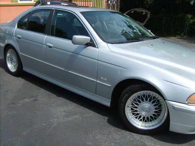 BMW 5 series 2001 photo 3