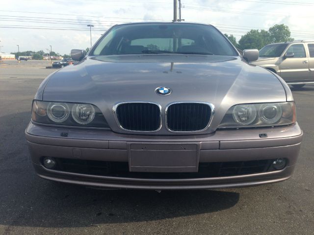 BMW 5 series 2001 photo 2