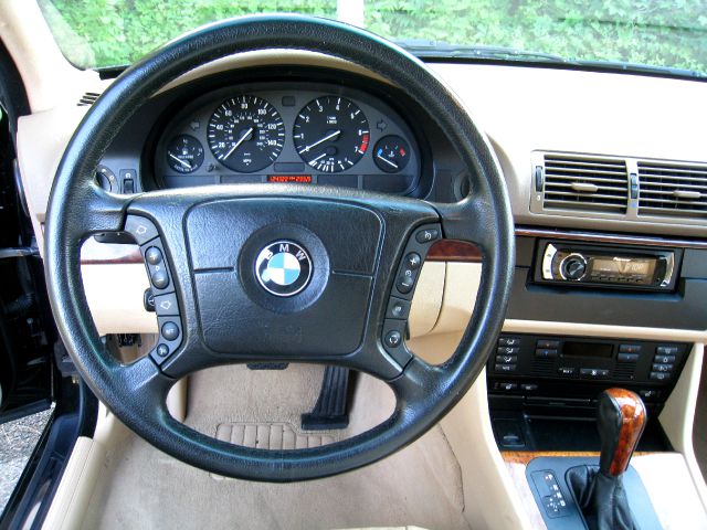 BMW 5 series 2001 photo 19