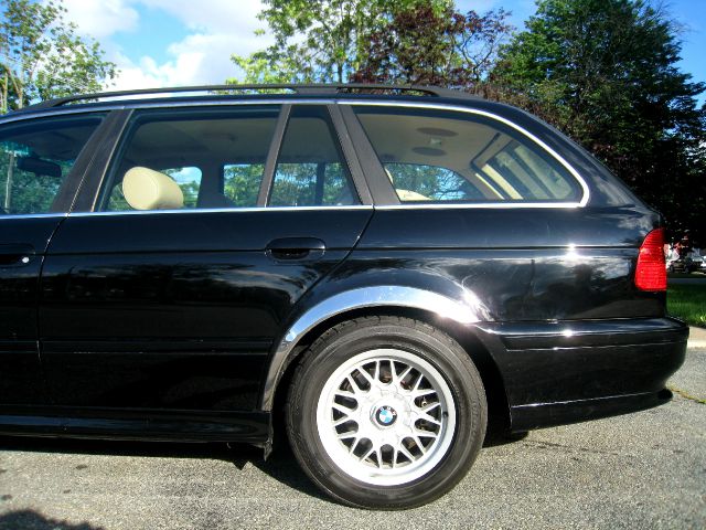 BMW 5 series 2001 photo 28