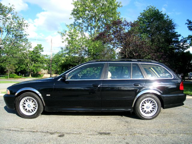 BMW 5 series 2001 photo 35