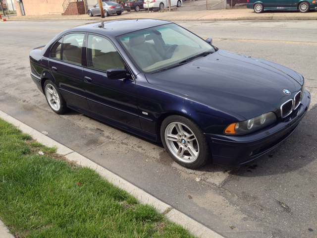 BMW 5 series 4DR SE 4WD V6 AT Sedan