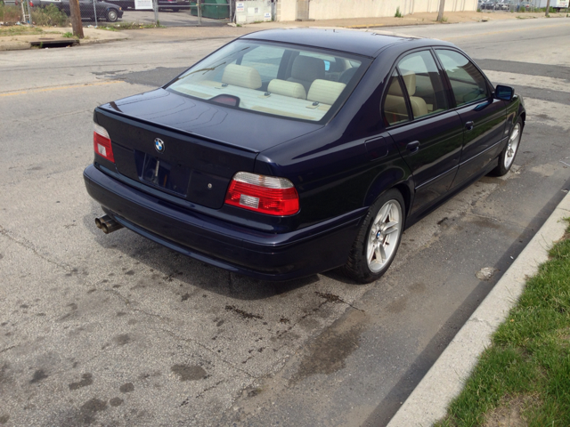 BMW 5 series 2001 photo 2