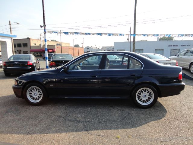 BMW 5 series 2001 photo 4