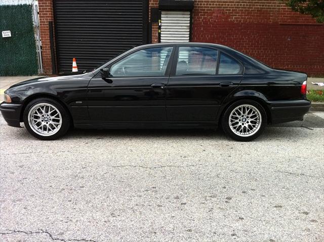 BMW 5 series 2001 photo 1